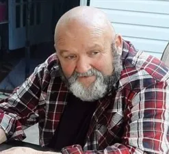 Photo of Leo (Leigh) Lloyd Doucette